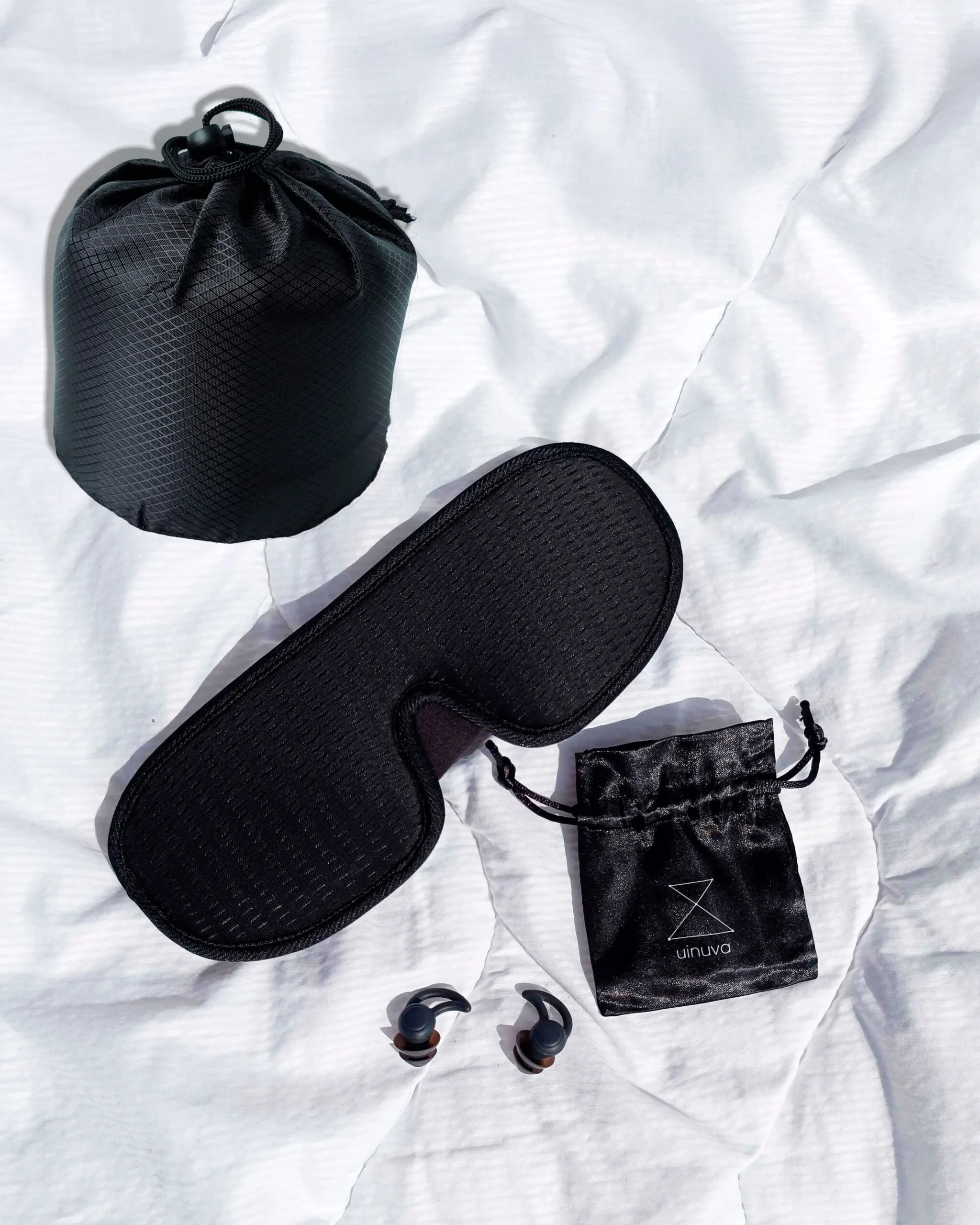 Unisetti ISO (unimaski, unikorvatulpat ja niskatyyny)