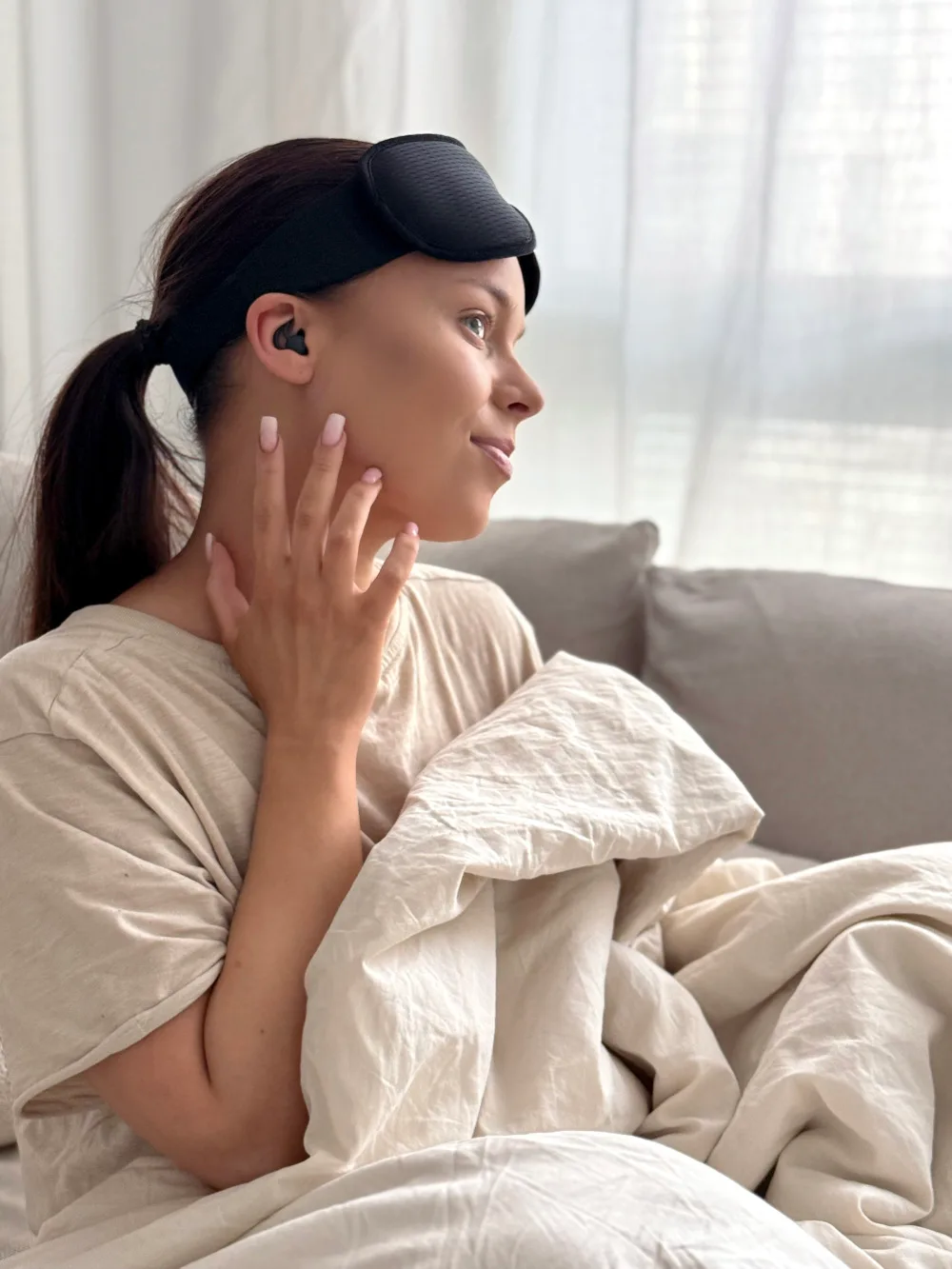 Unisetti musta (unimaski ja korvatulpat nukkumiseen) - Image 2